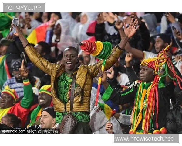 香港足球明星队湖州站激情对决点燃球迷热情与梦想